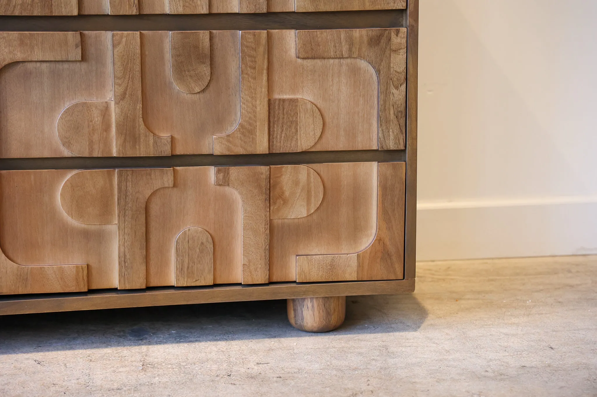 Funky Dresser