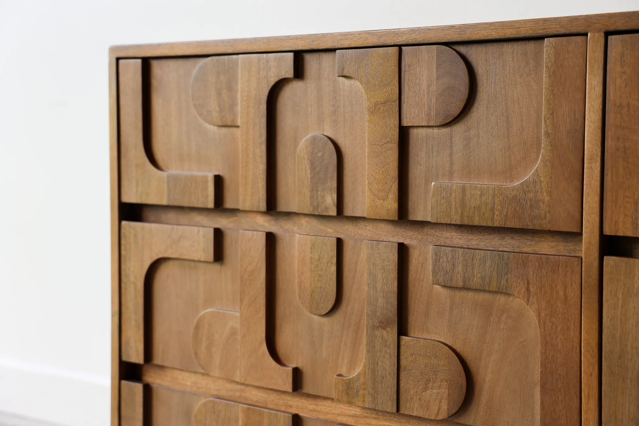Funky Dresser