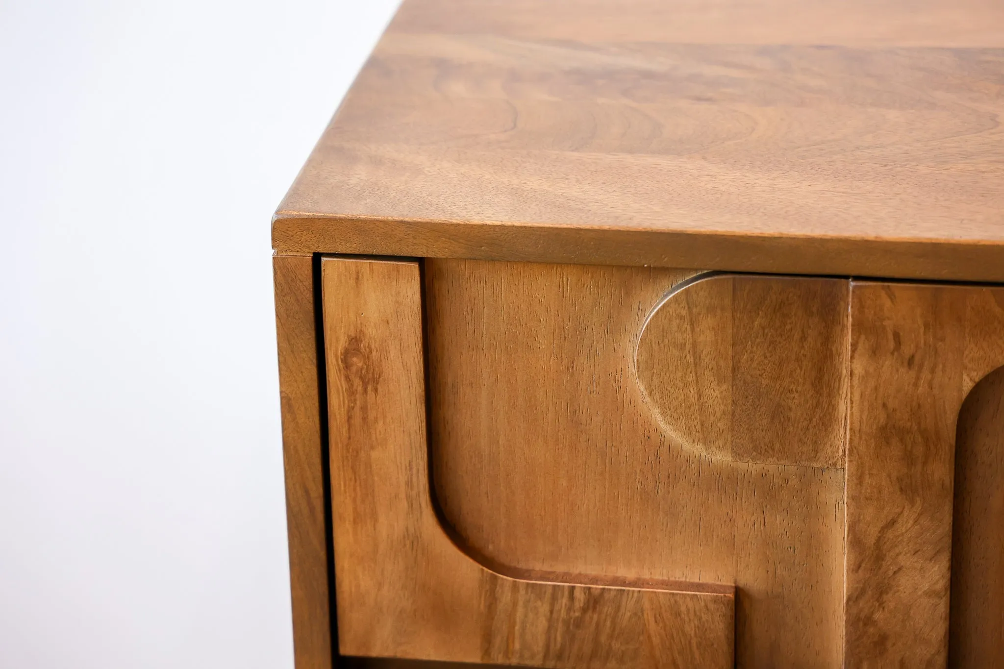 Funky Dresser