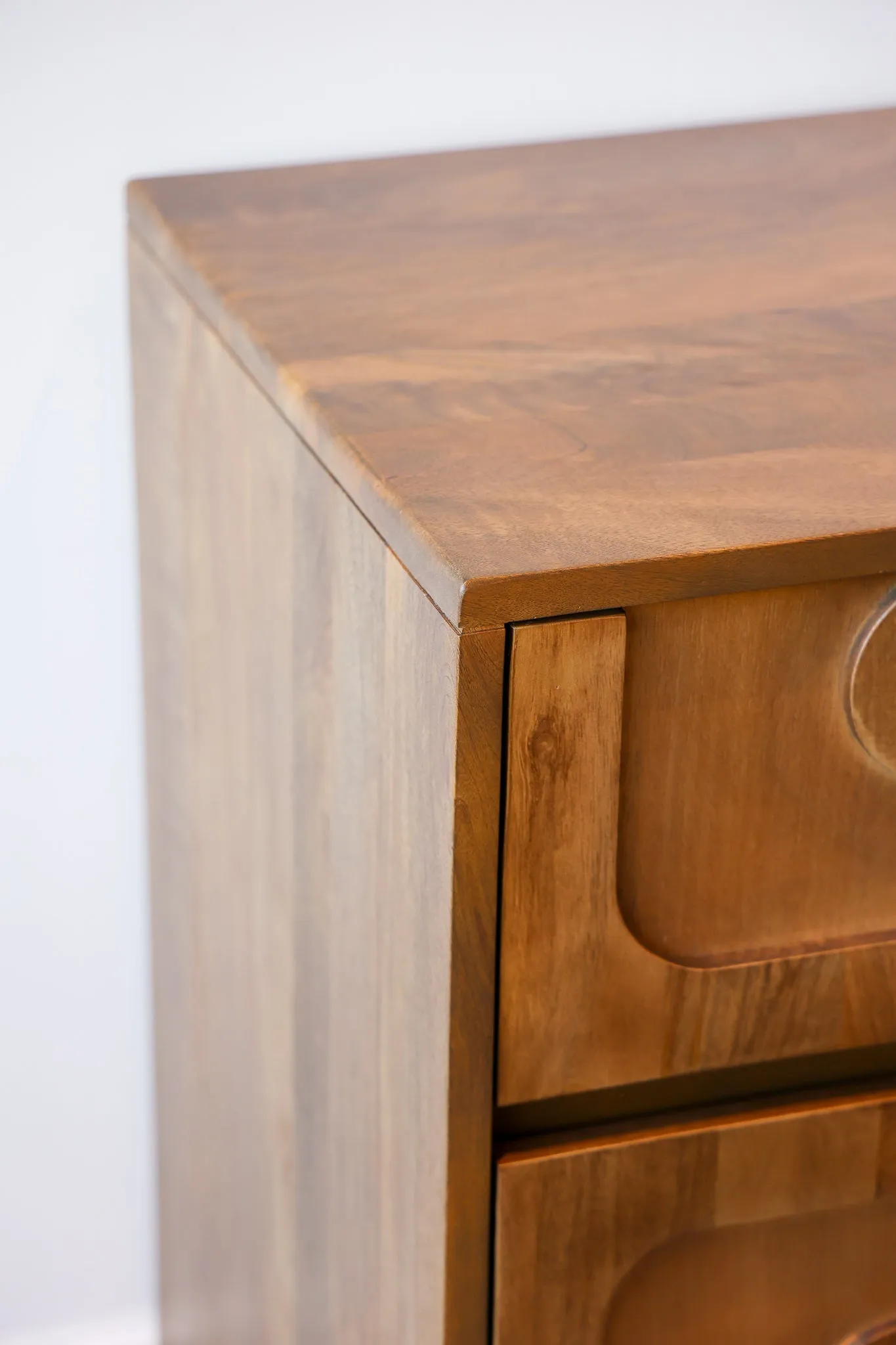 Funky Dresser