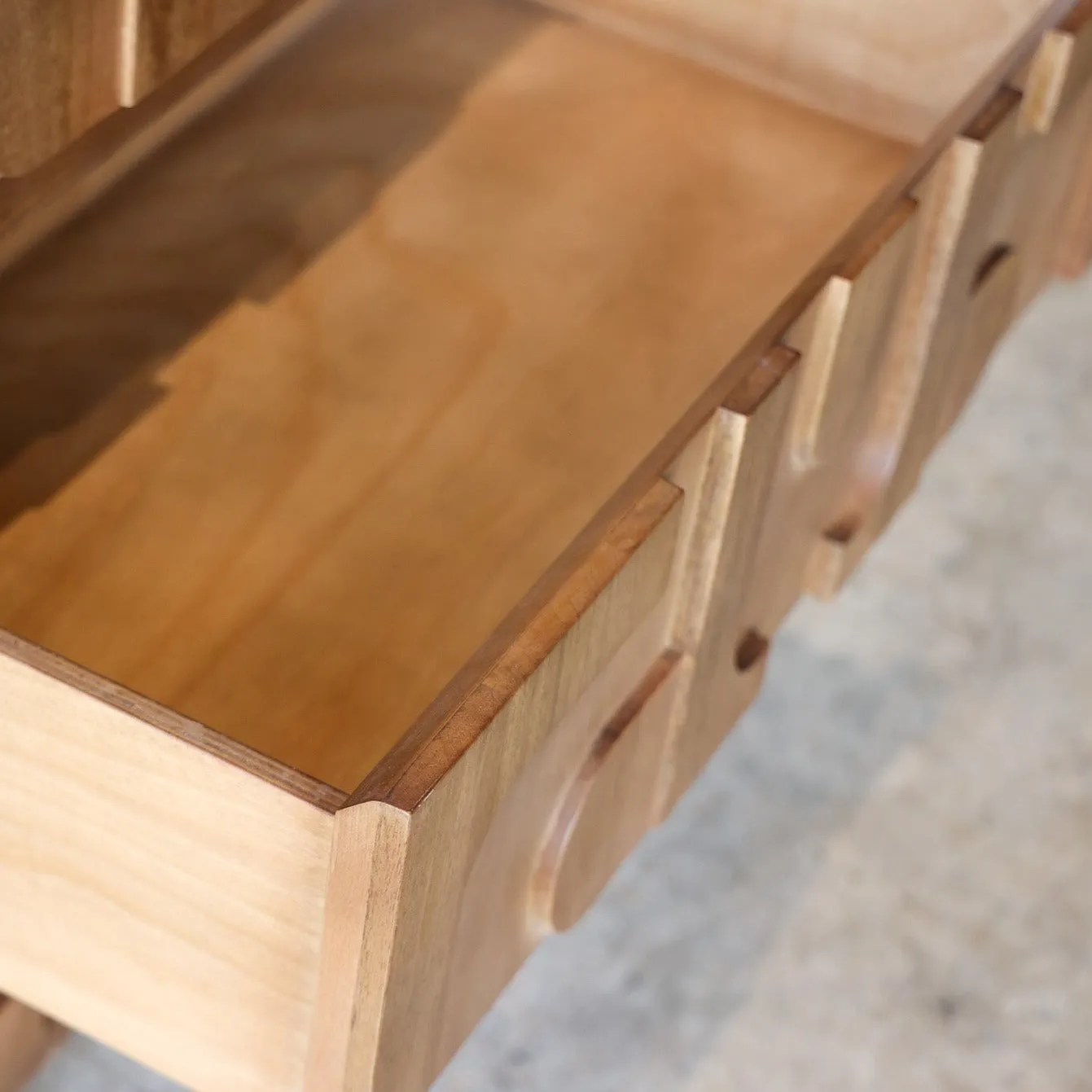 Funky Dresser
