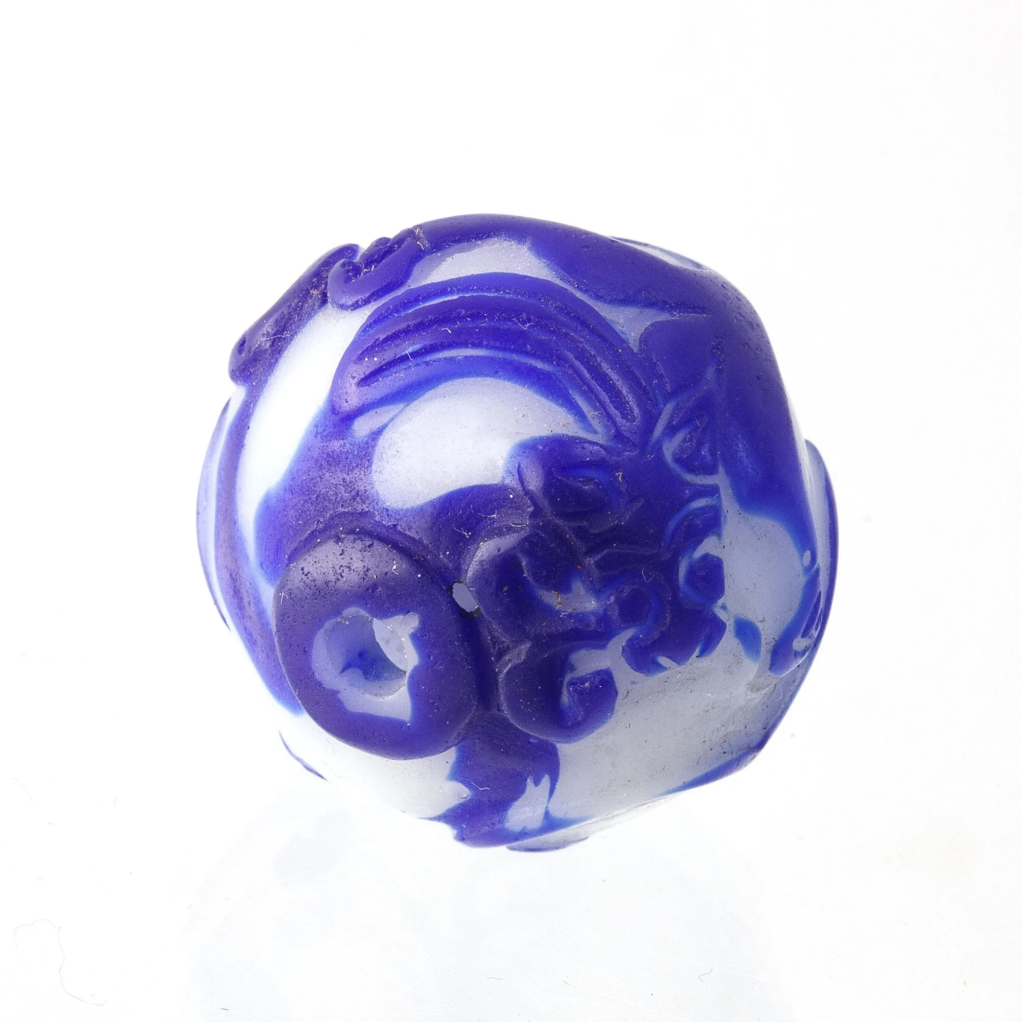 Vintage hand carved Peking Glass bead, cobalt blue dragon on milk white glass round 23x25mm pkg of 1. b1-2014