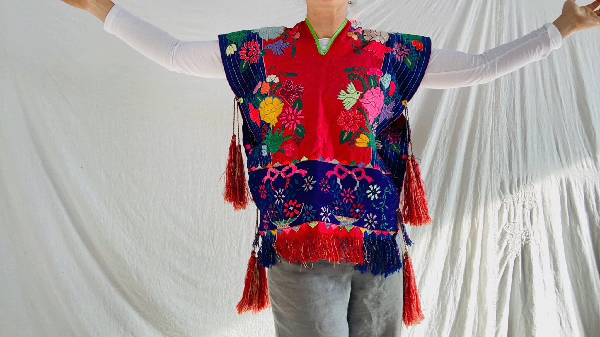 Vintage Zinacantan Men's Poncho Tassels . Mayan. Chiapas Mexico. Hand-Woven & Embroidered. Rare