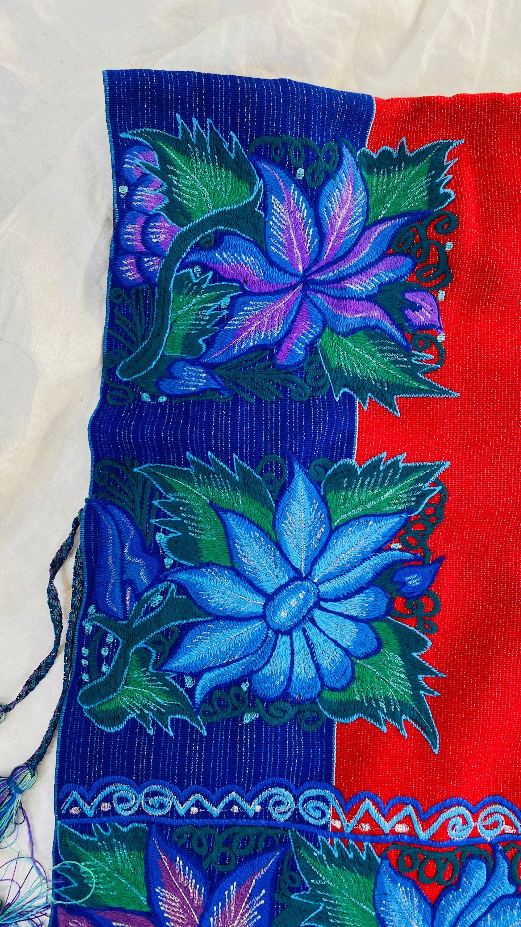 Vintage Zinacantan Poncho. Chiapas Mexico.