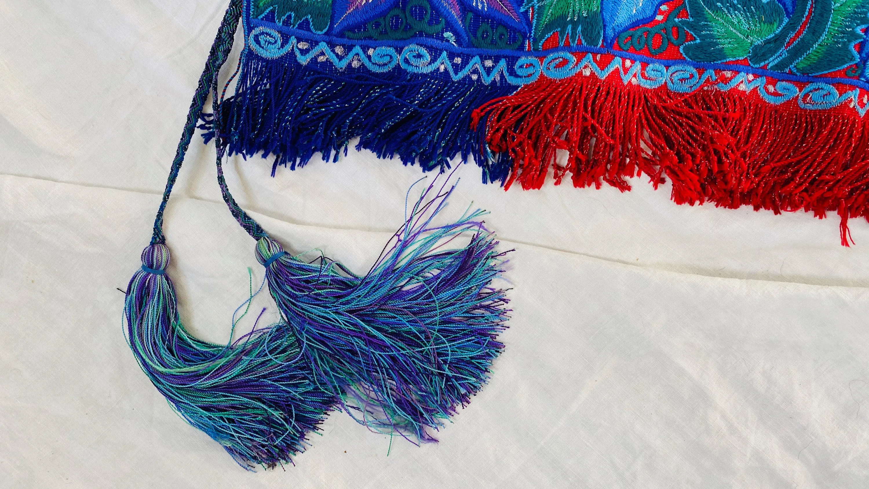 Vintage Zinacantan Poncho. Chiapas Mexico.