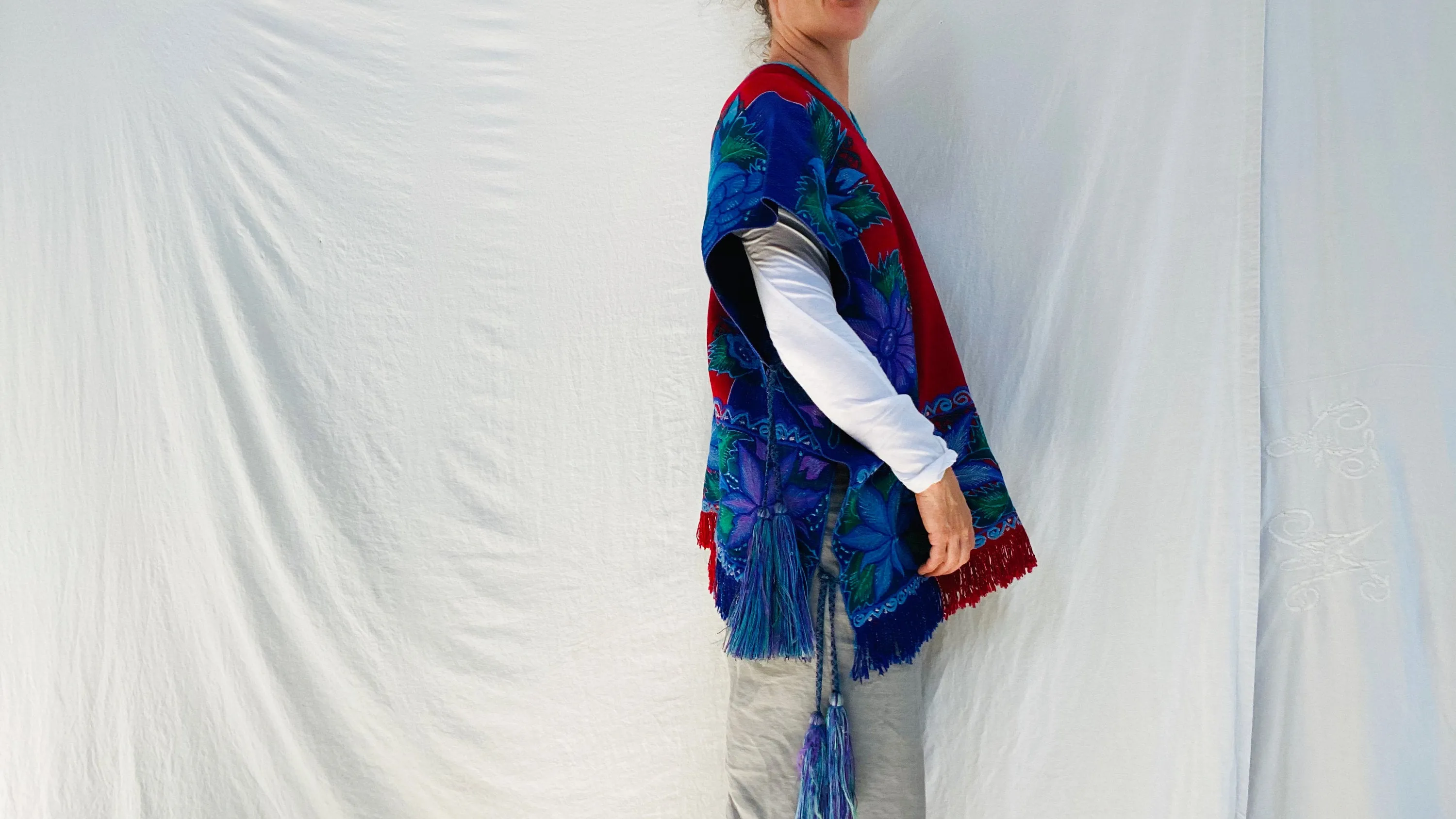 Vintage Zinacantan Poncho. Chiapas Mexico.